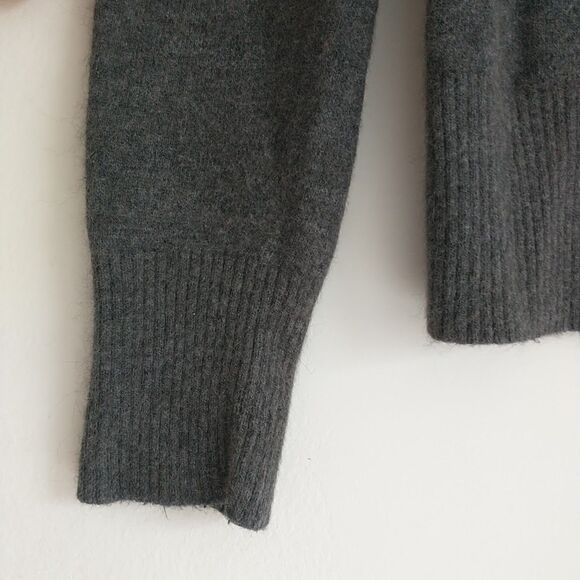 Newton Buying Company Sweater Pullover Womens L/S*Gray Lambswool Angora Luxury - Picture 3 of 8